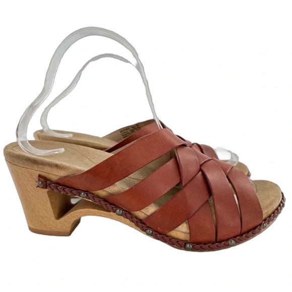 Dansko Troy sandals size 40 brown leather woven slip on clogs orthopedic - Picture 1 of 14